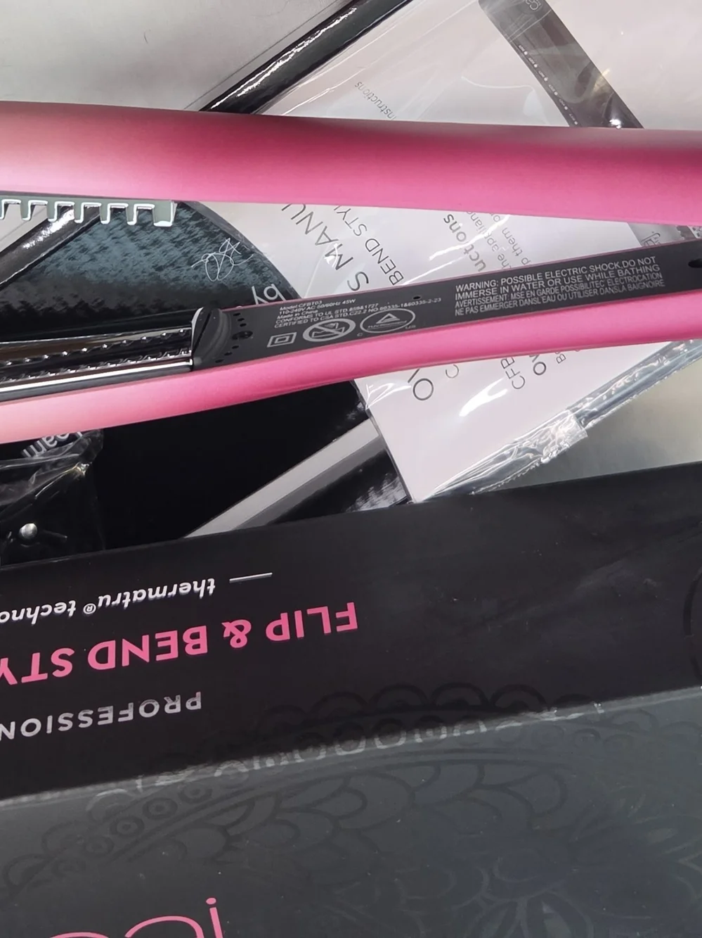 Professional Pink Clip & Bend Styler with Thermatru Technology